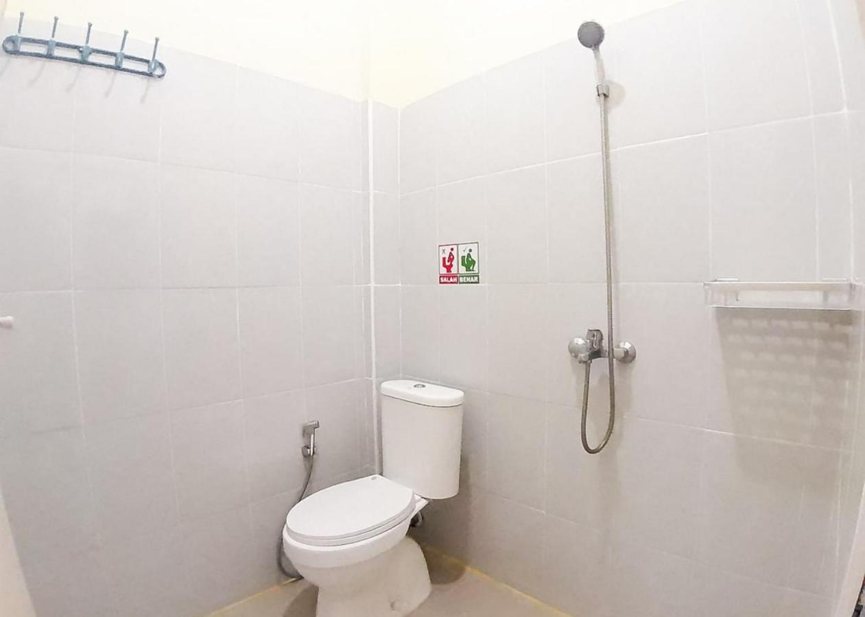 فندق Reddoorz Syariah Near Transmart Jambi 2 Palmerah المظهر الخارجي الصورة
