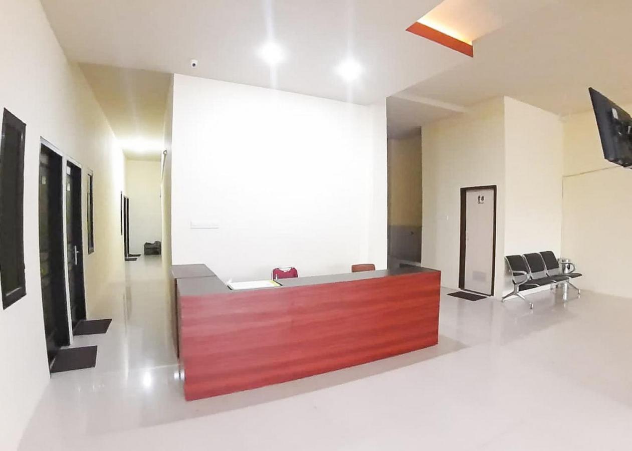 فندق Reddoorz Syariah Near Transmart Jambi 2 Palmerah المظهر الخارجي الصورة